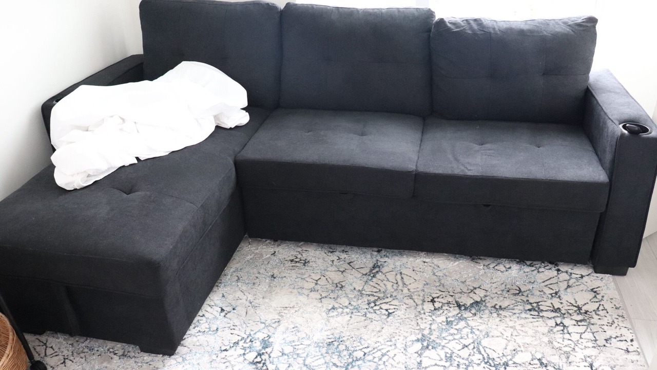 Photo of Livingroom in Birch Cliff Heights