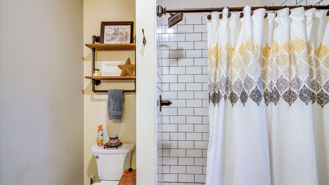 Photo of Bathroom in South Harbor
