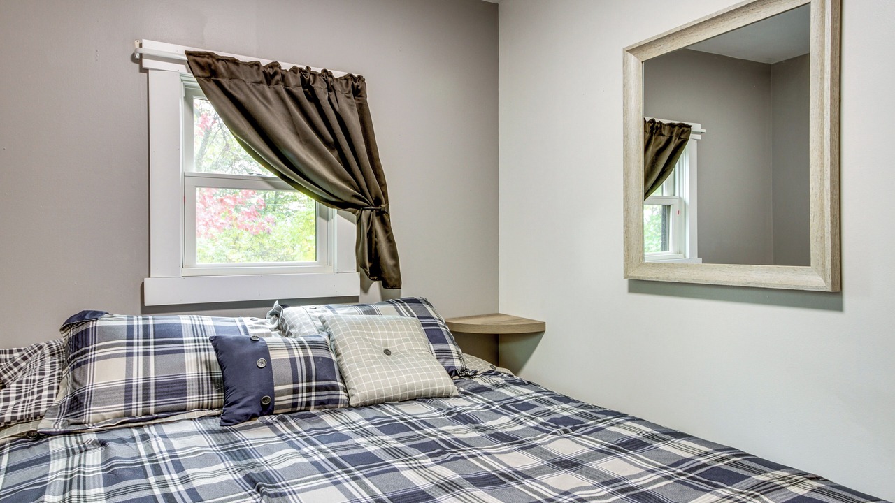 Photo of Bedroom in South Harbor