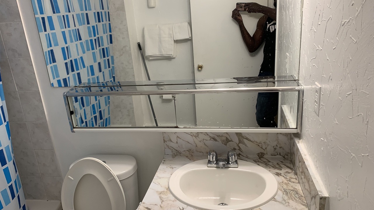 Photo of Bathroom in York University Heights