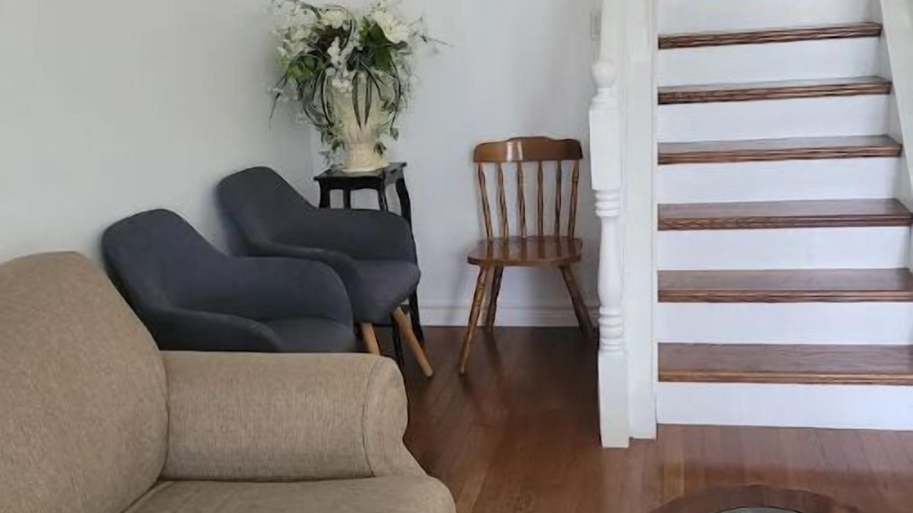 Photo of Livingroom in Chatham-Kent