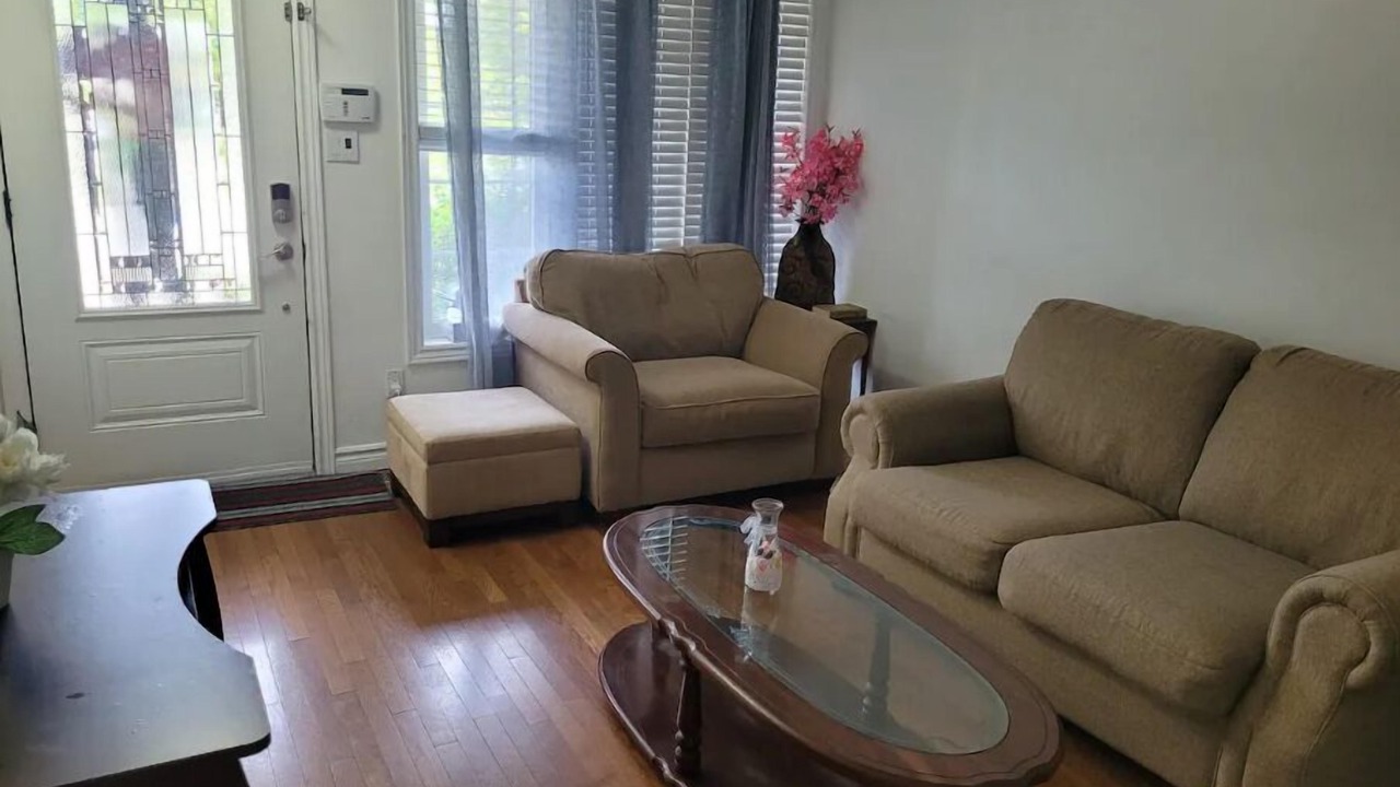 Photo of Livingroom in Chatham-Kent