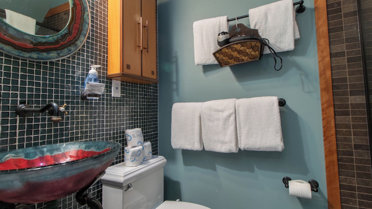 Photo of Bathroom in Canal Park