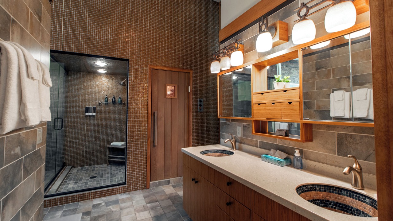 Photo of Bathroom in Canal Park