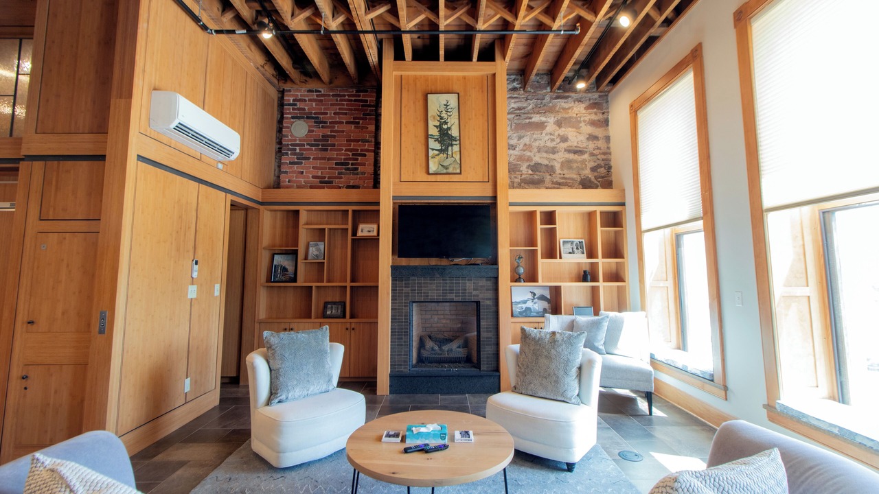 Photo of Livingroom in Canal Park