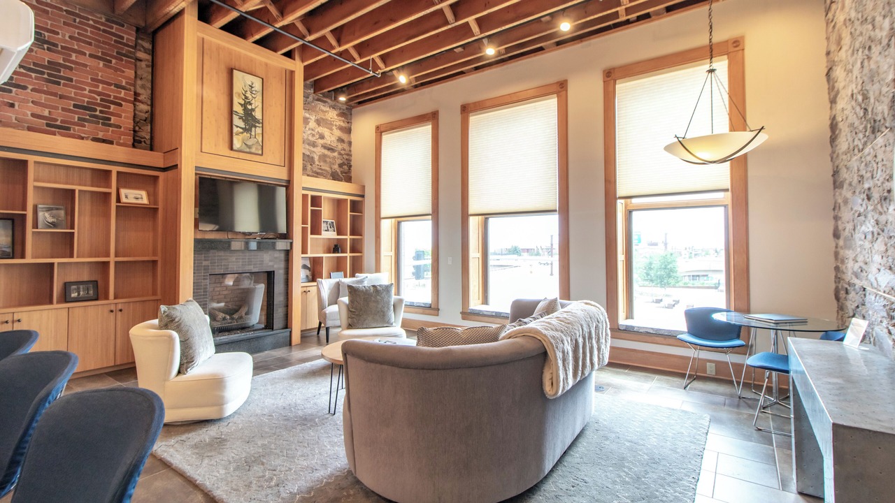 Photo of Livingroom in Canal Park