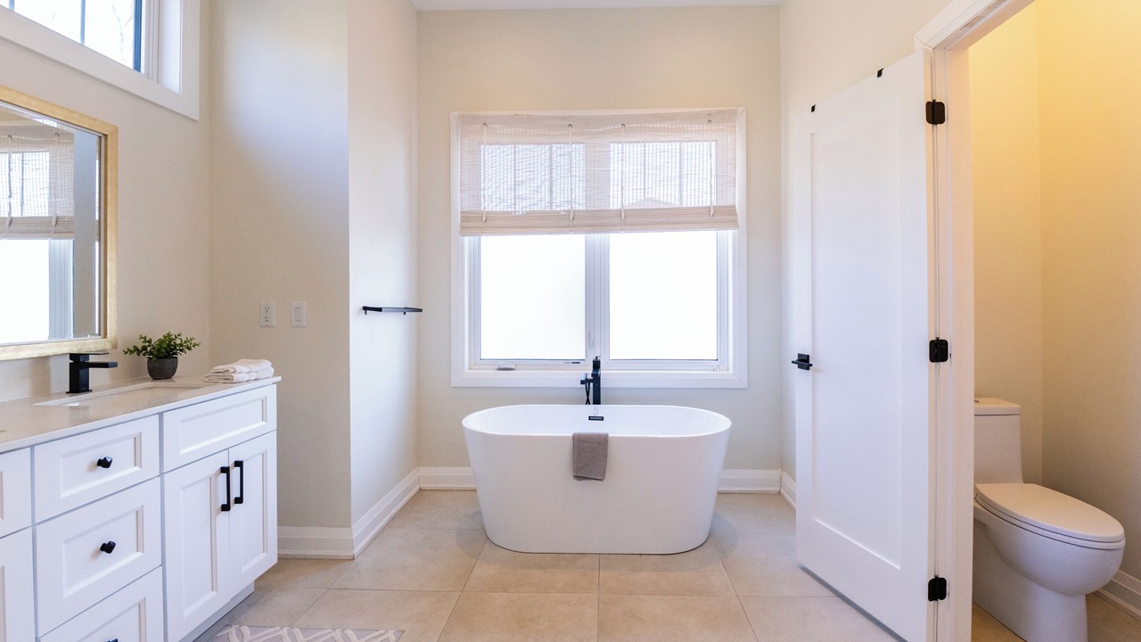 Photo of Bathroom in Tay