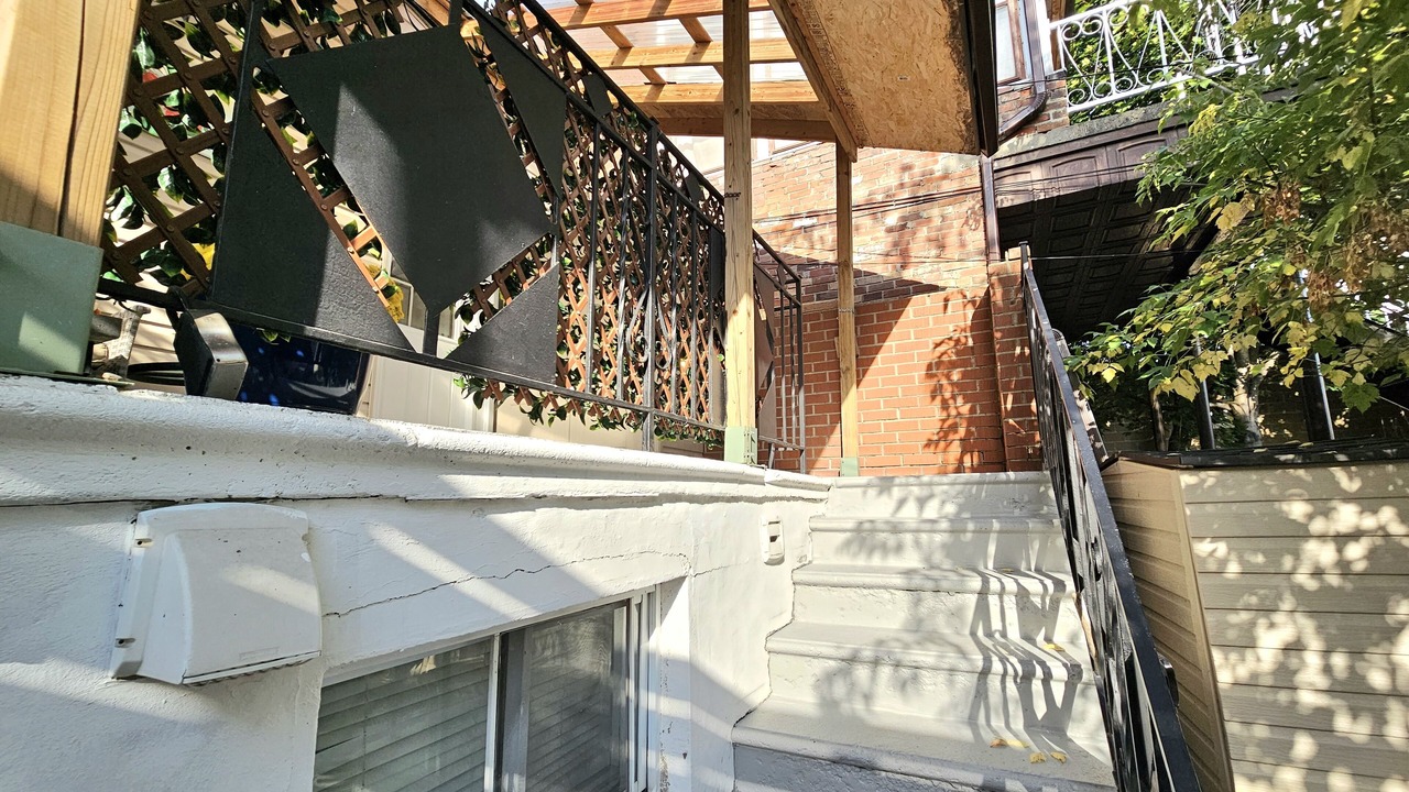Photo of Outdoor in Davenport