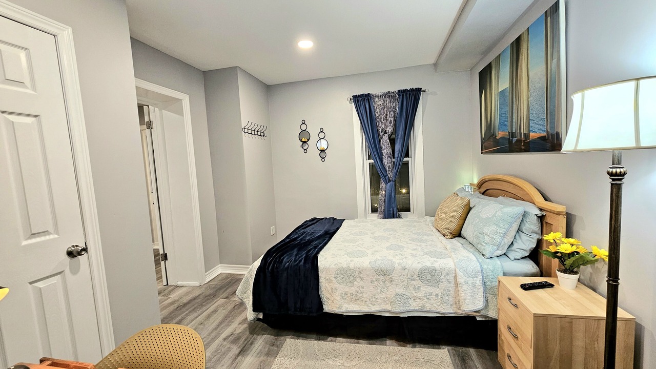 Photo of Bedroom in Davenport
