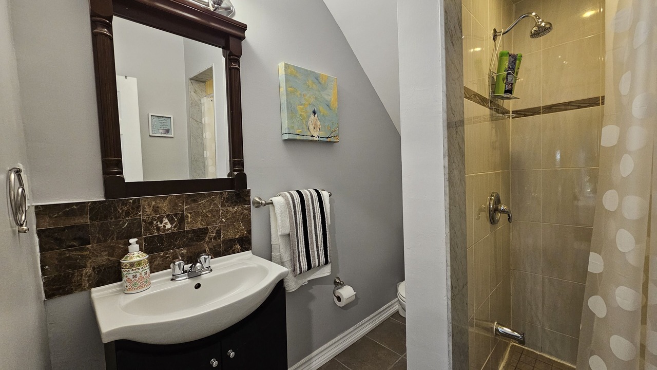 Photo of Bathroom in Davenport