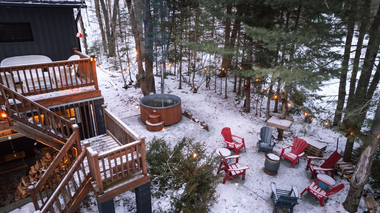 Photo of Patio Balcony in Bracebridge