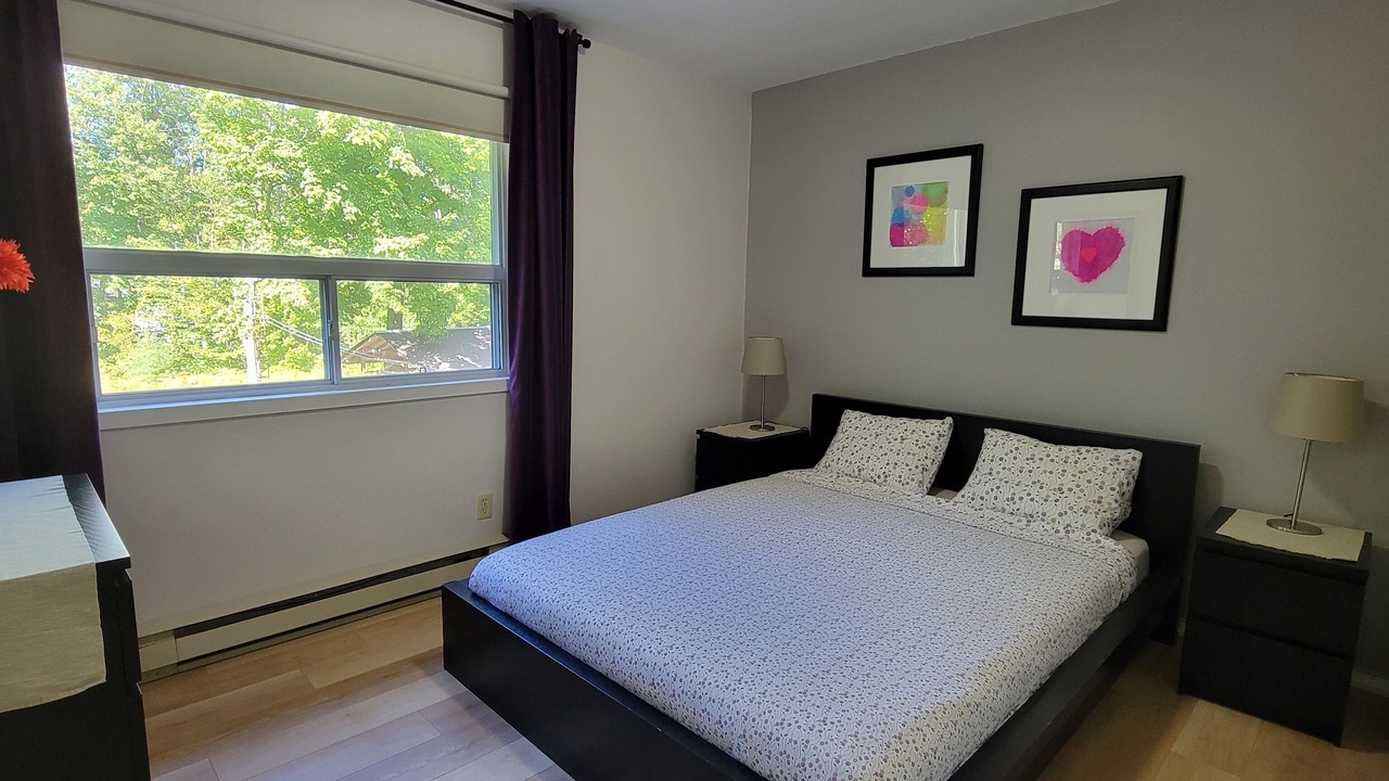 Photo of Bedroom in Wymbolwood Beach