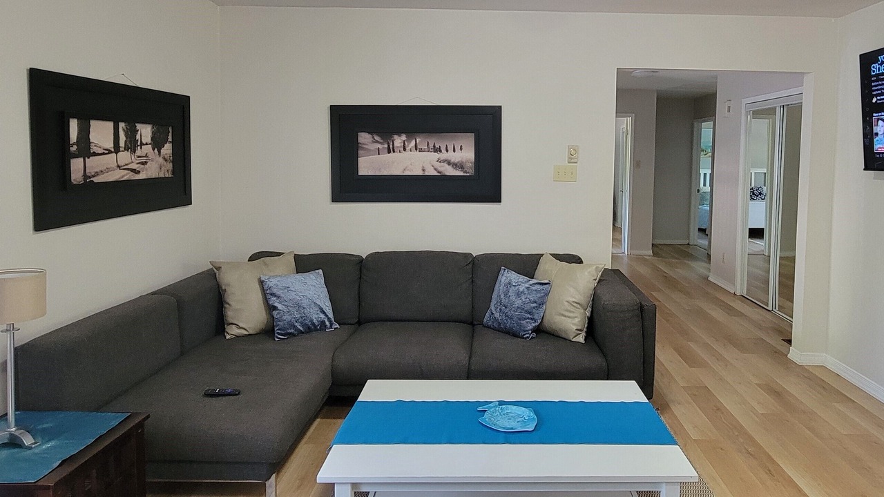 Photo of Livingroom in Wymbolwood Beach