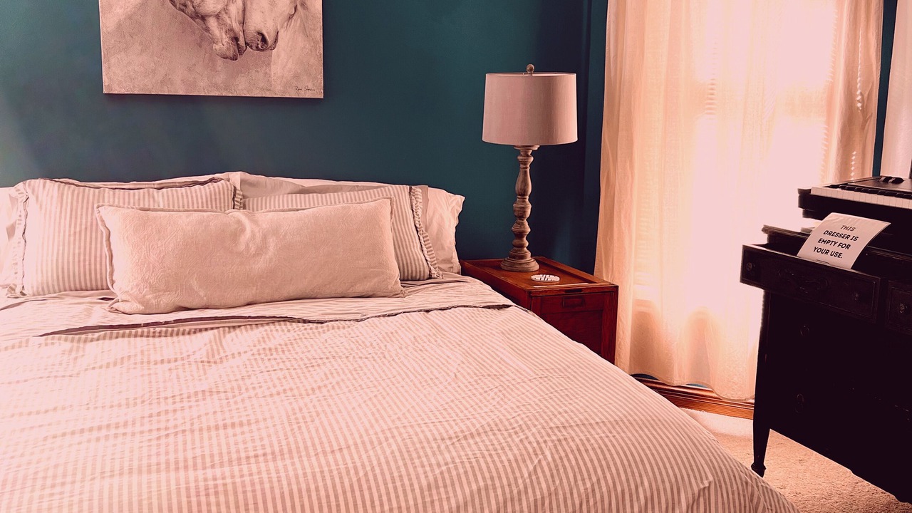 Photo of Bedroom in Blue Earth