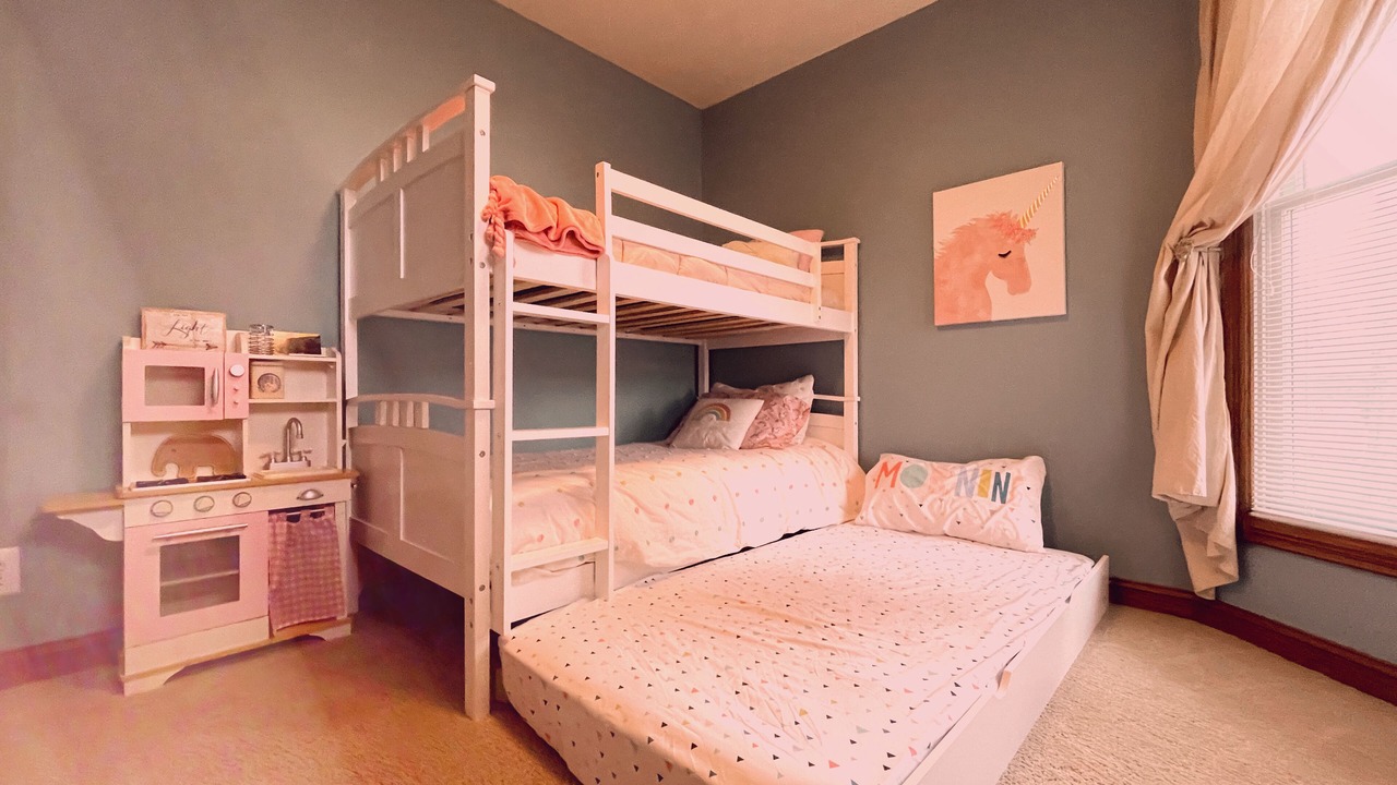 Photo of Bedroom in Blue Earth