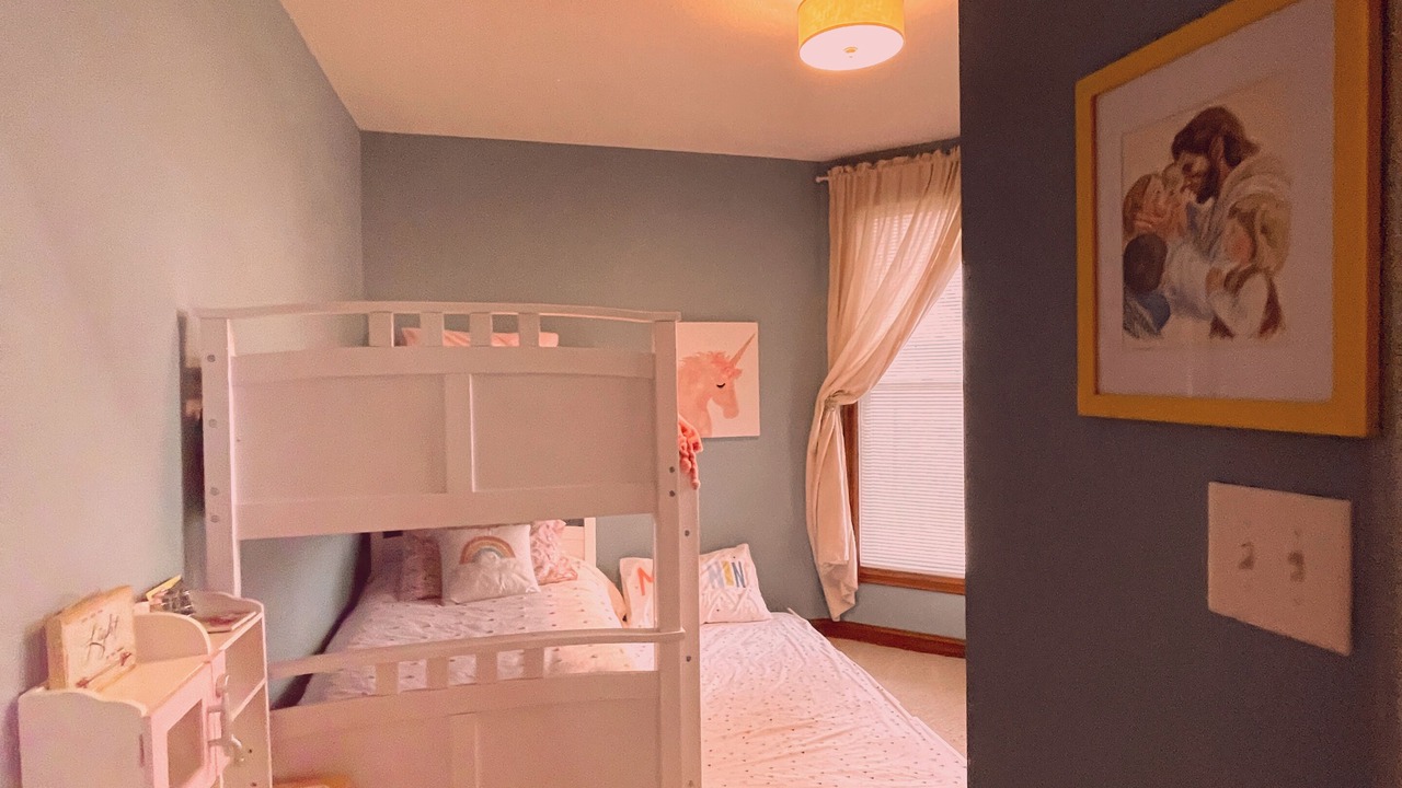 Photo of Bedroom in Blue Earth