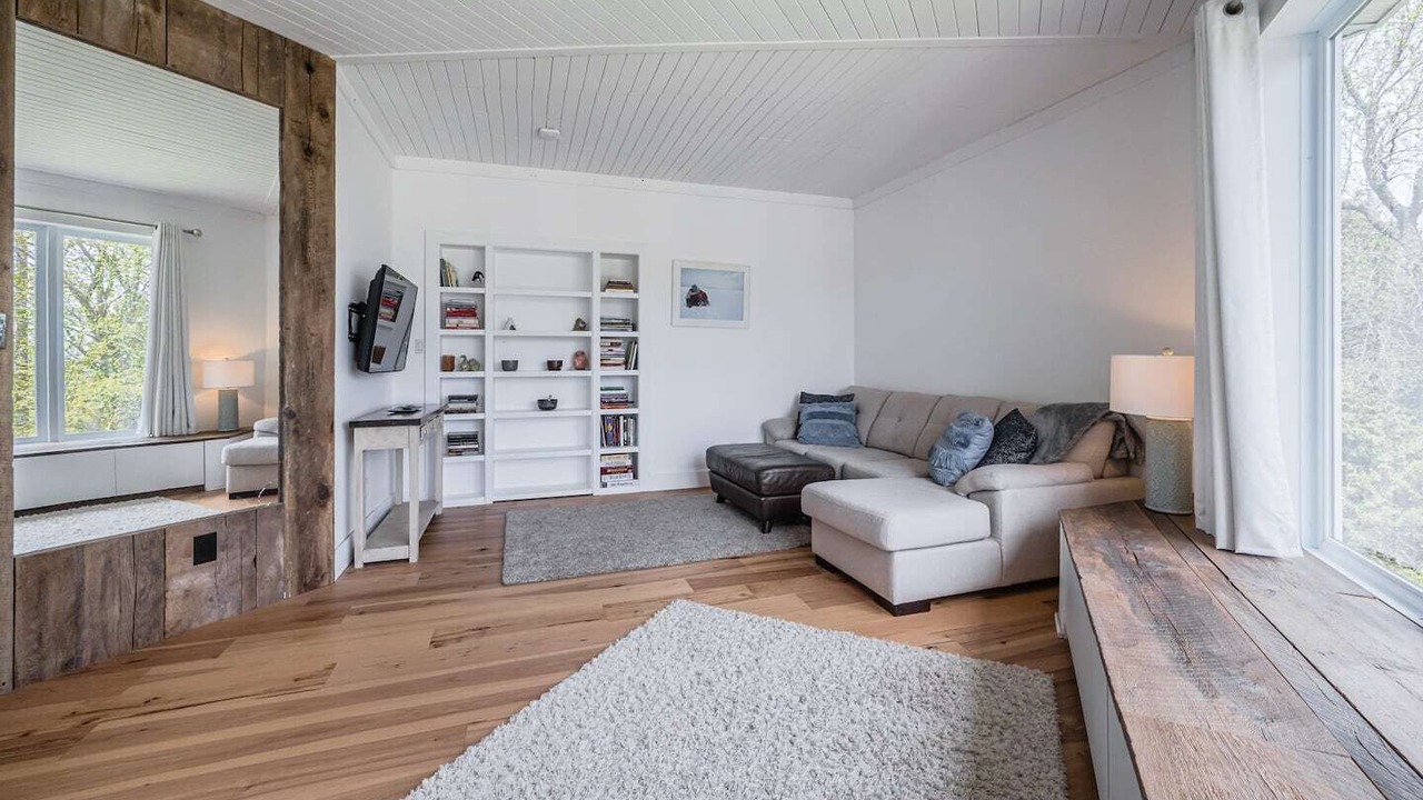Photo of Livingroom in Georgian Bluffs