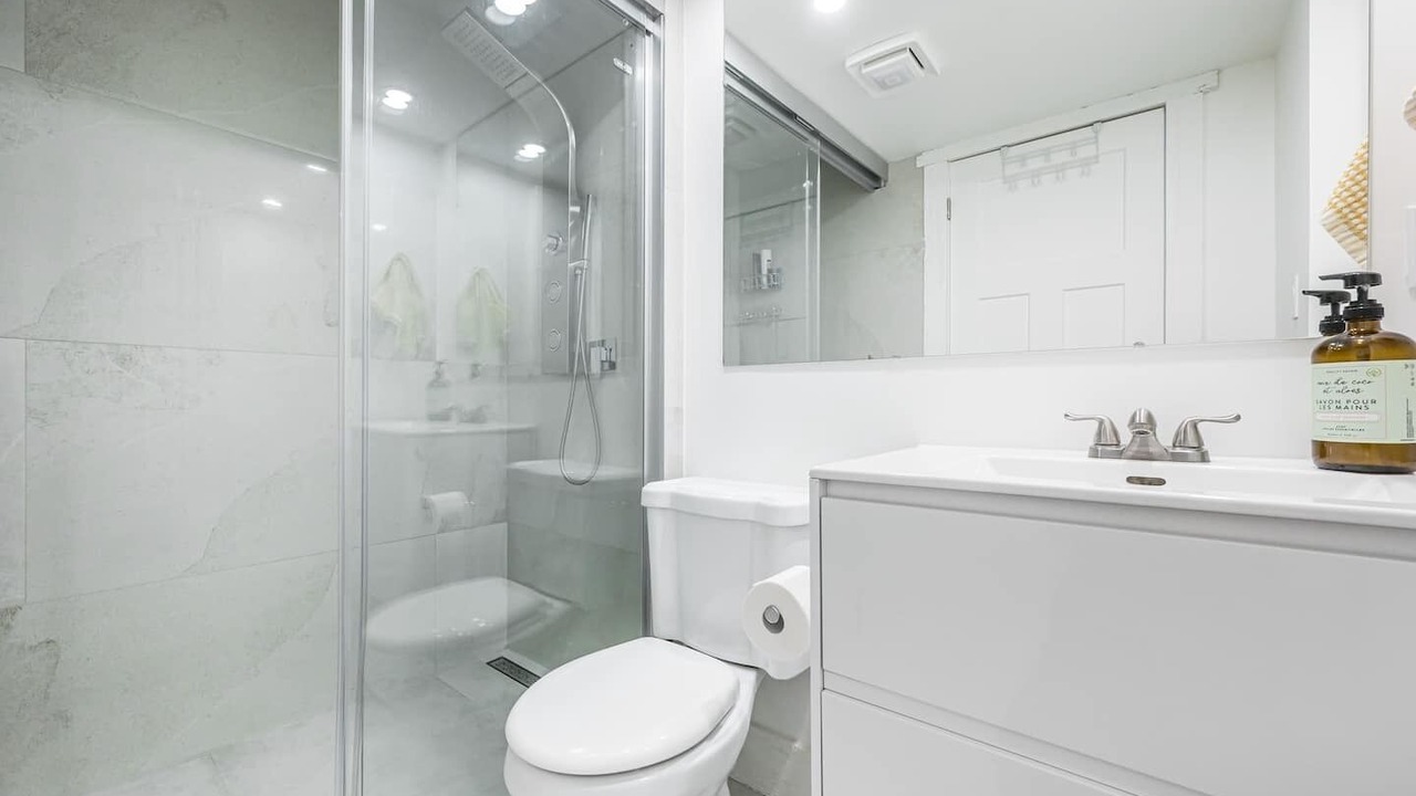 Photo of Bathroom in Georgian Bluffs