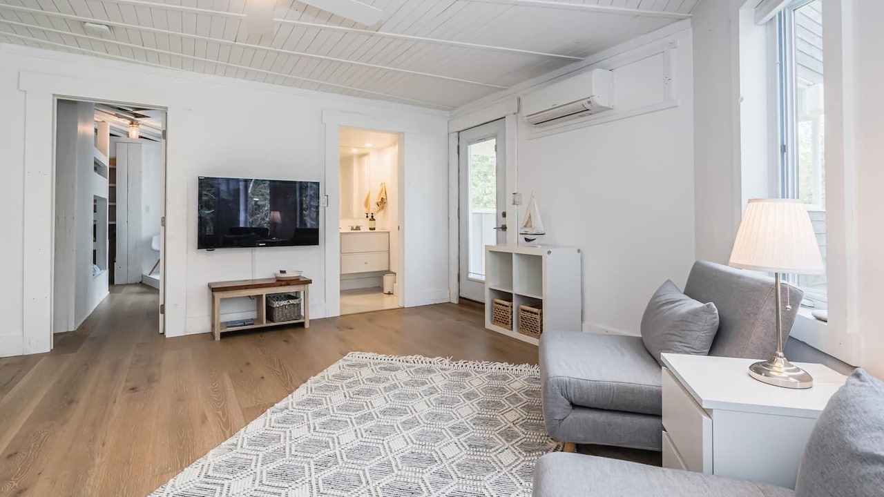 Photo of Livingroom in Georgian Bluffs