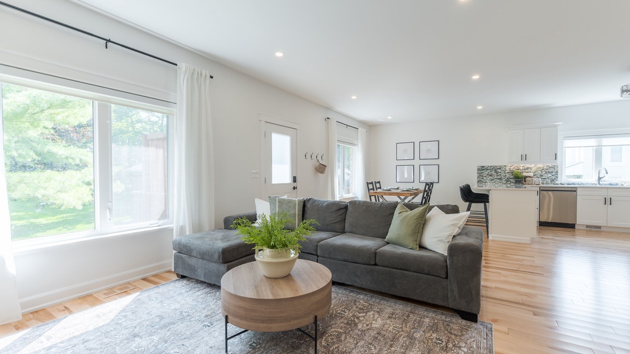 Photo of Livingroom in Port Hope