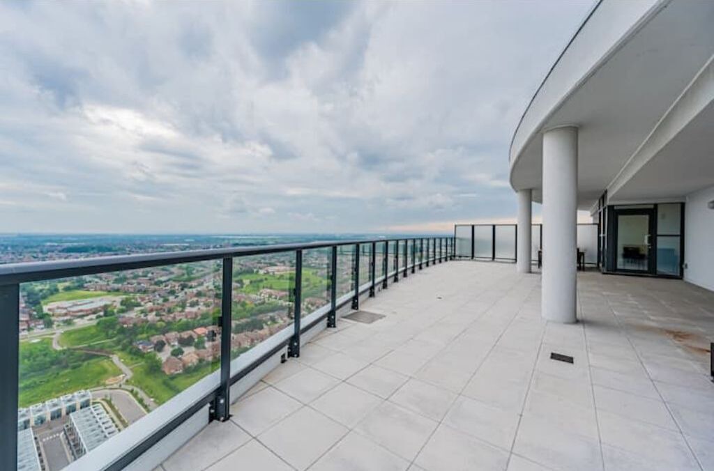 Photo of Patio Balcony in Hurontario