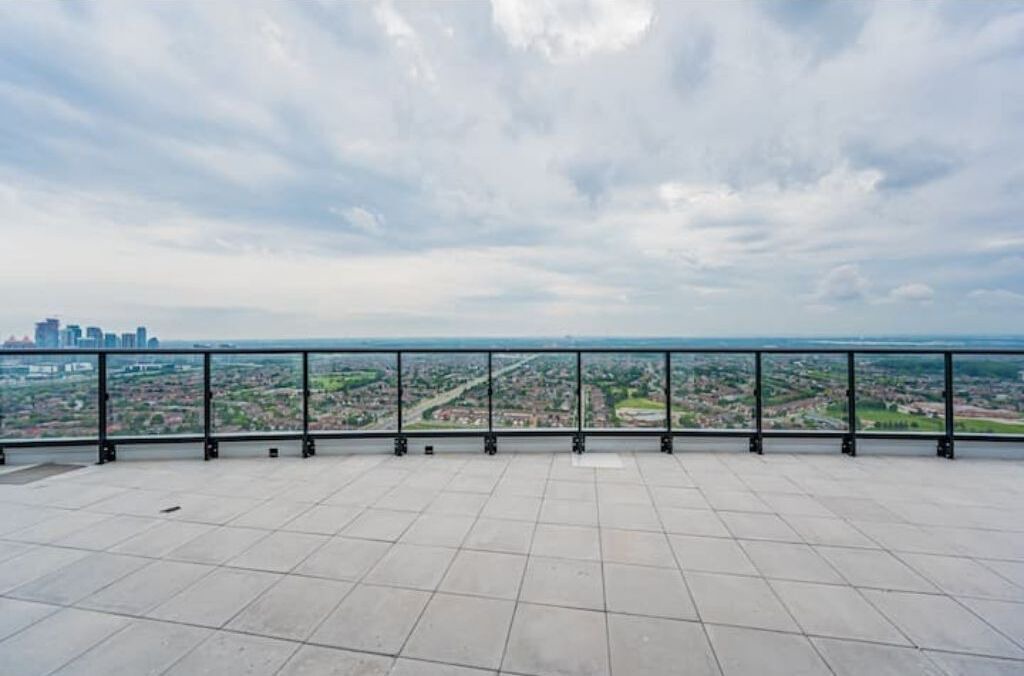 Photo of Patio Balcony in Hurontario