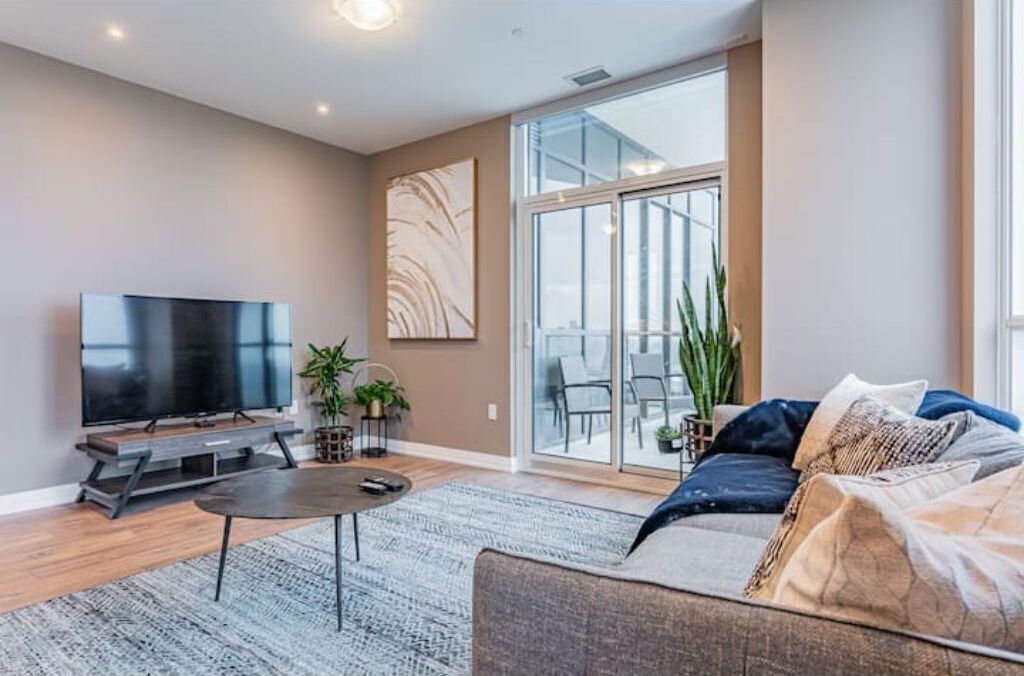 Photo of Livingroom in Hurontario