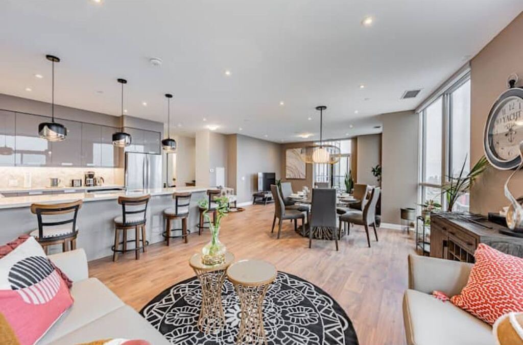 Photo of Livingroom in Hurontario