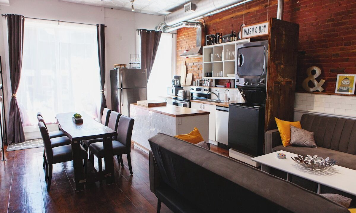Photo of Bedroom in Belleville