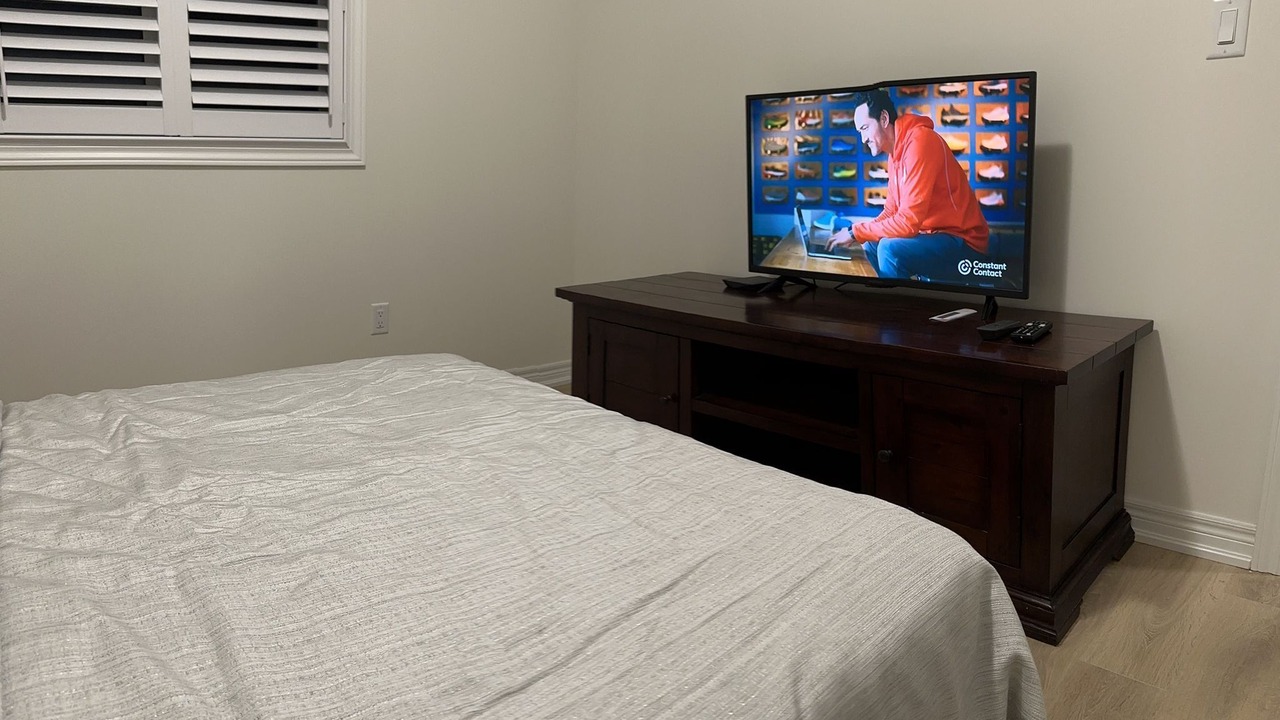 Photo of Bedroom in Pickering