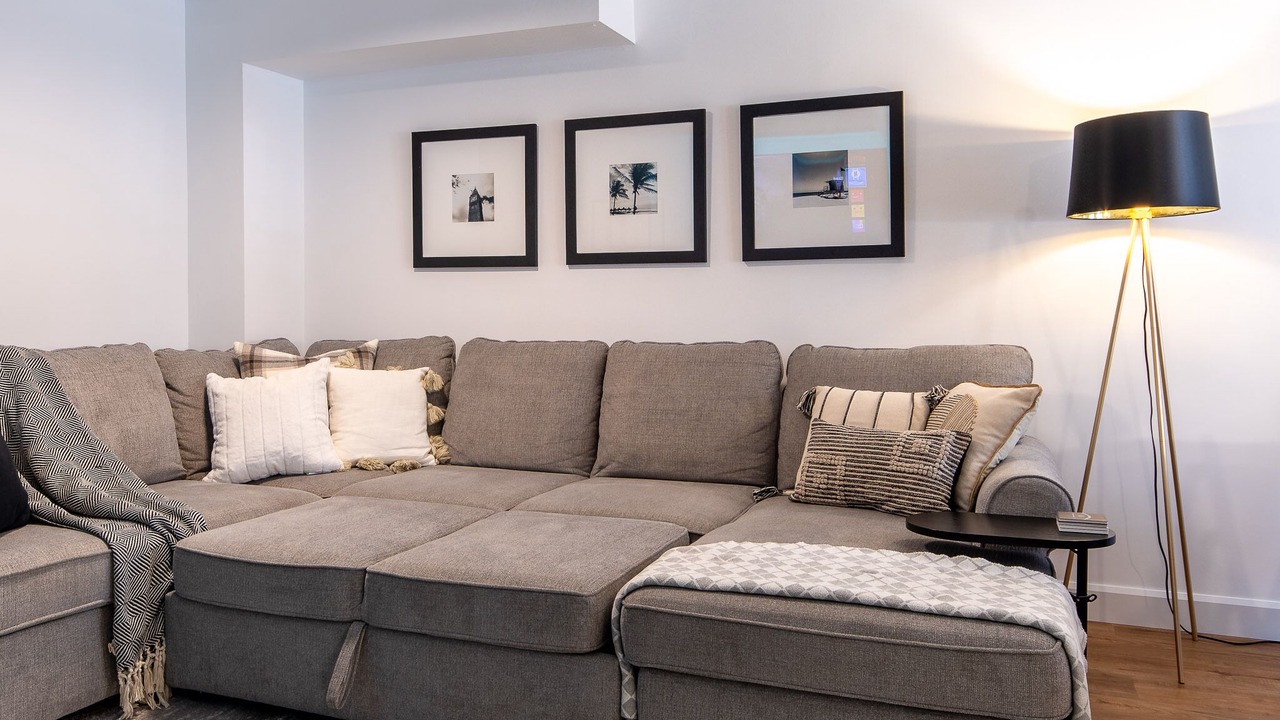 Photo of Livingroom in Old East York