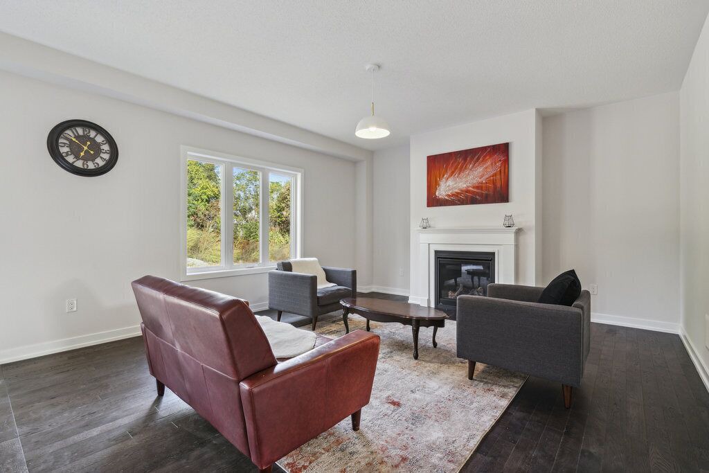 Photo of Livingroom in Simcoe