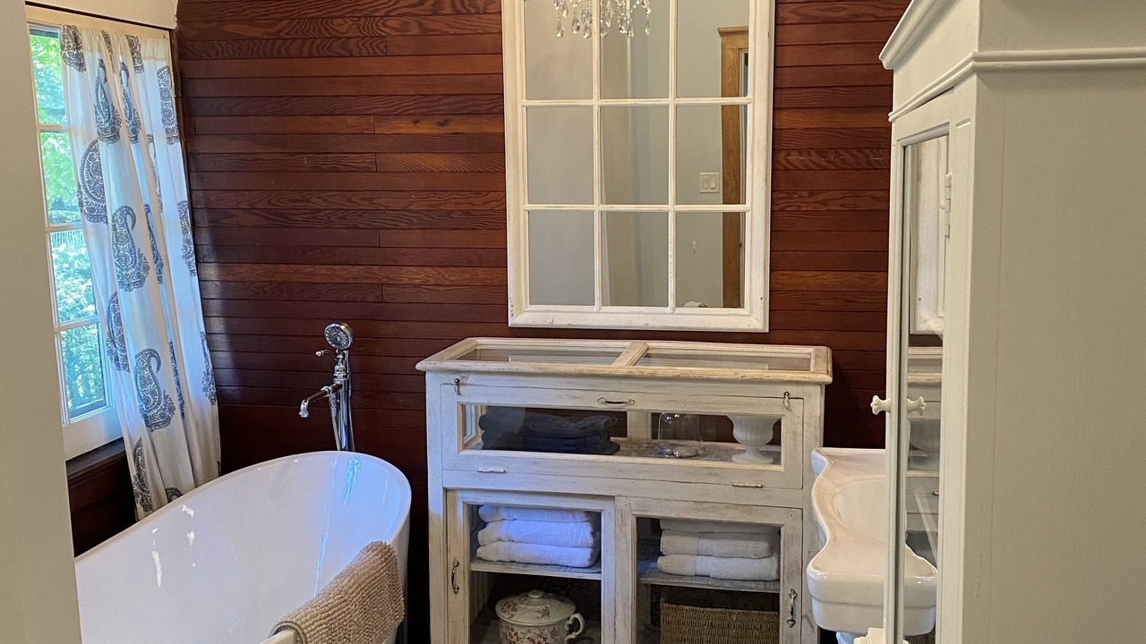 Photo of Bathroom in Bayfield
