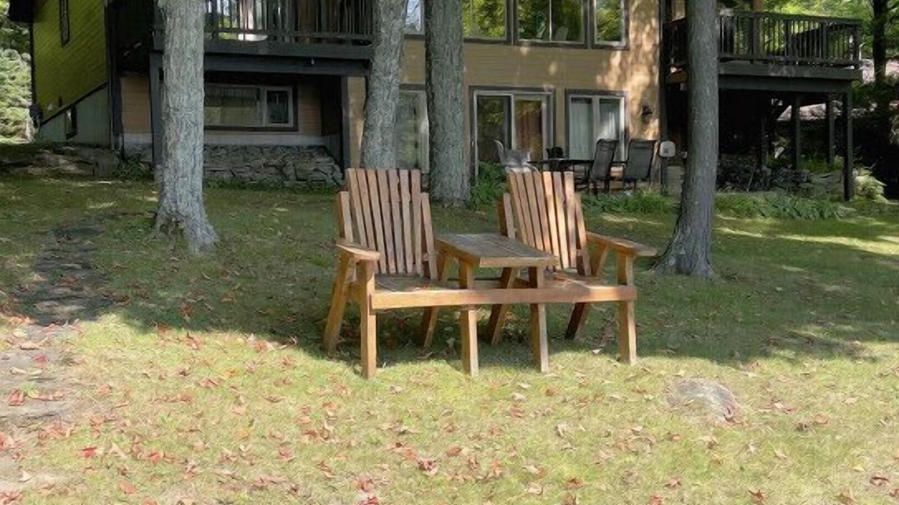 Photo of Patio Balcony in North Kawartha