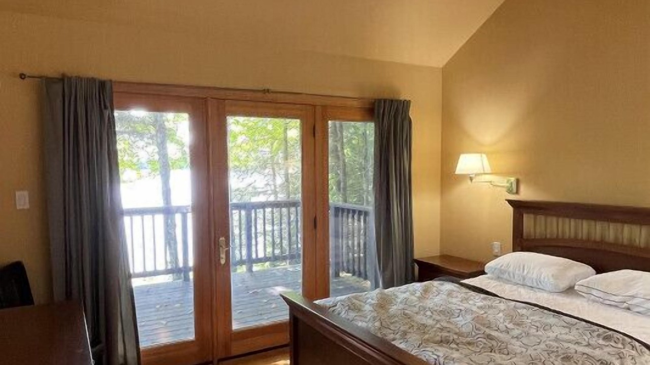 Photo of Bedroom in North Kawartha