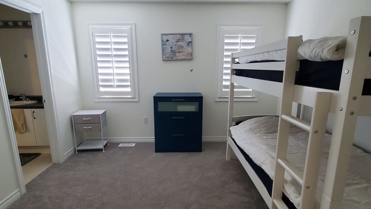 Photo of Bedroom in Lindsay