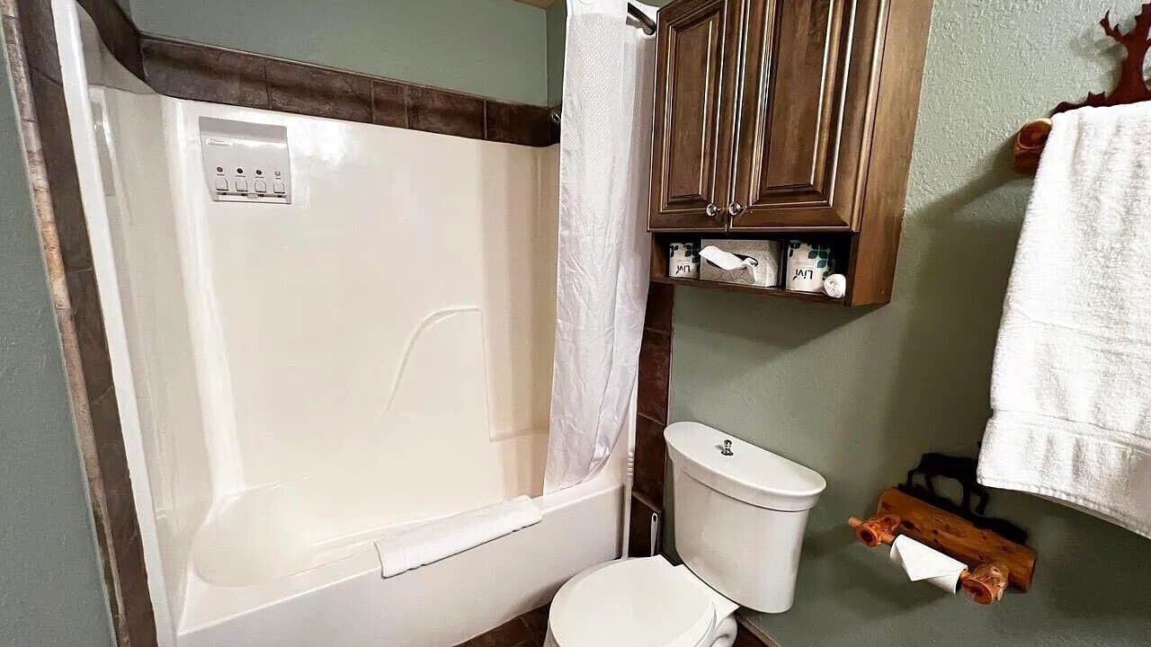 Photo of Bathroom in Biwabik