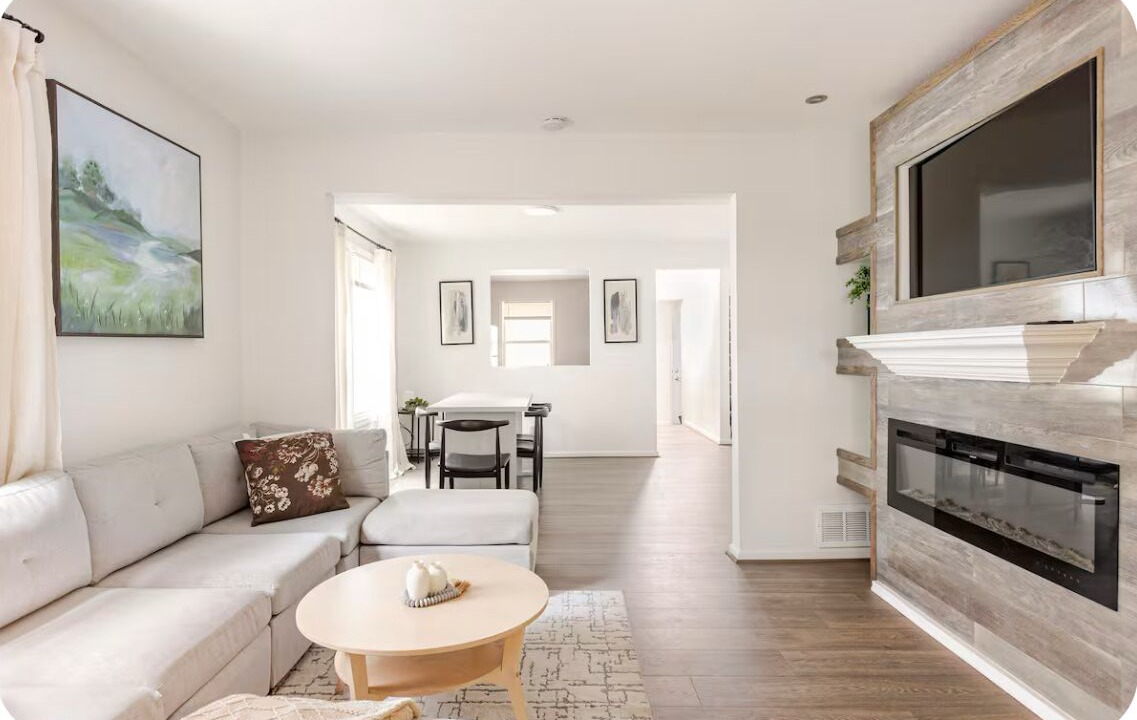 Photo of Livingroom in Powderhorn