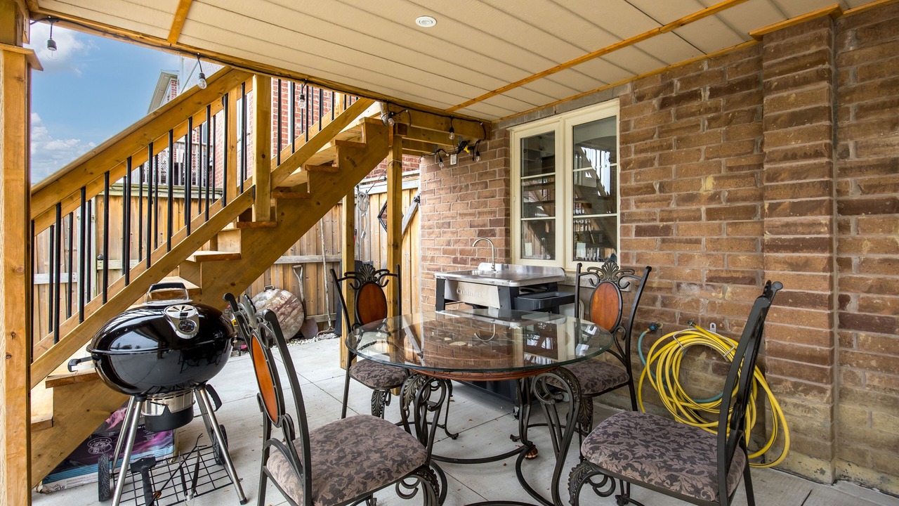 Photo of Outdoor in Brampton