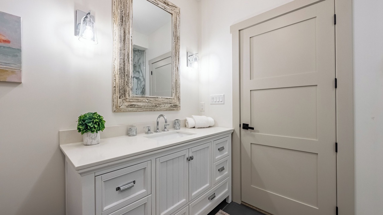 Photo of Bathroom in McKellar