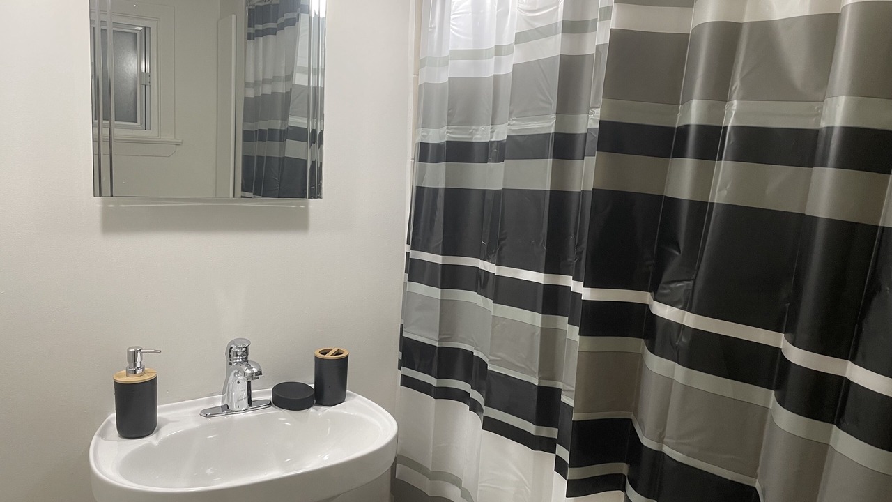 Photo of Bathroom in Woodbine Heights