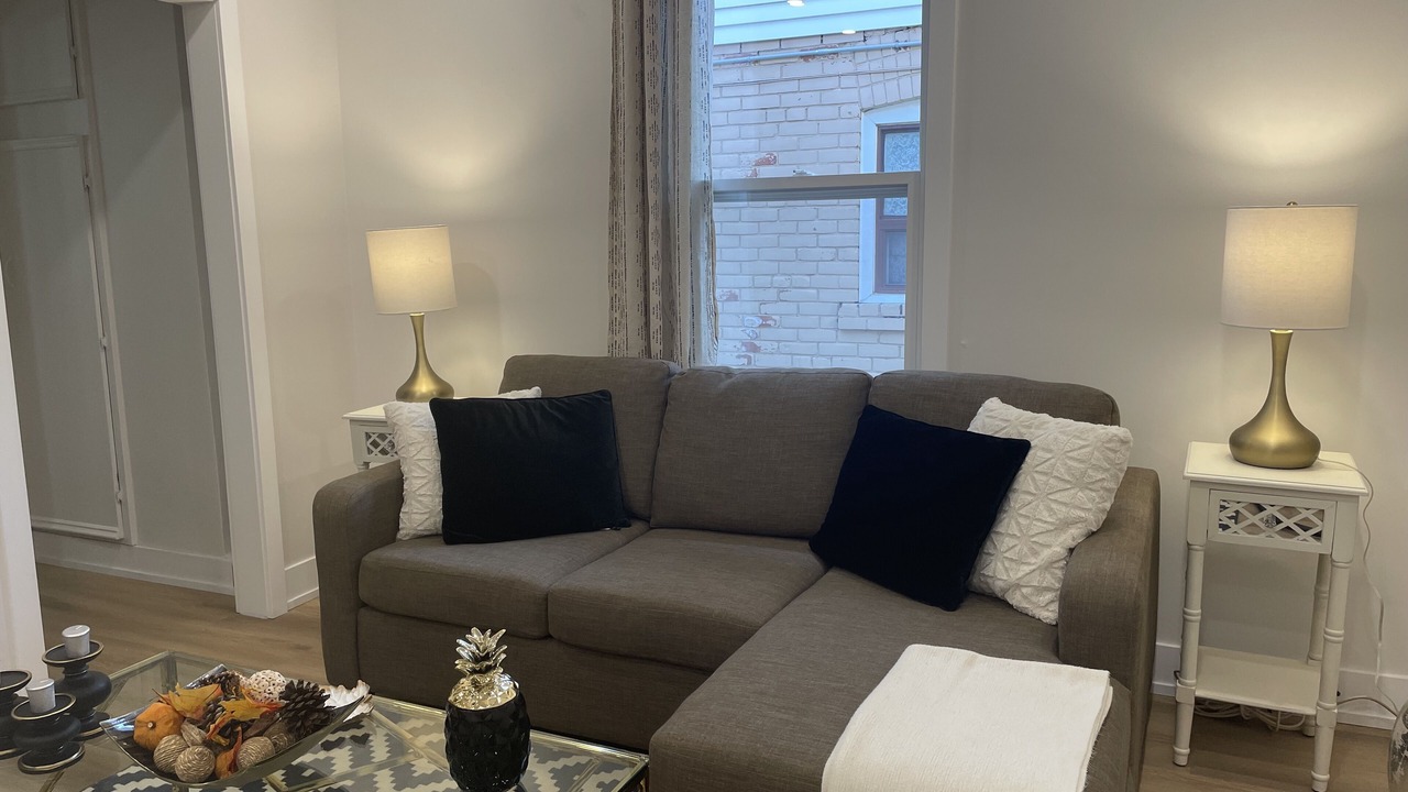 Photo of Livingroom in Woodbine Heights