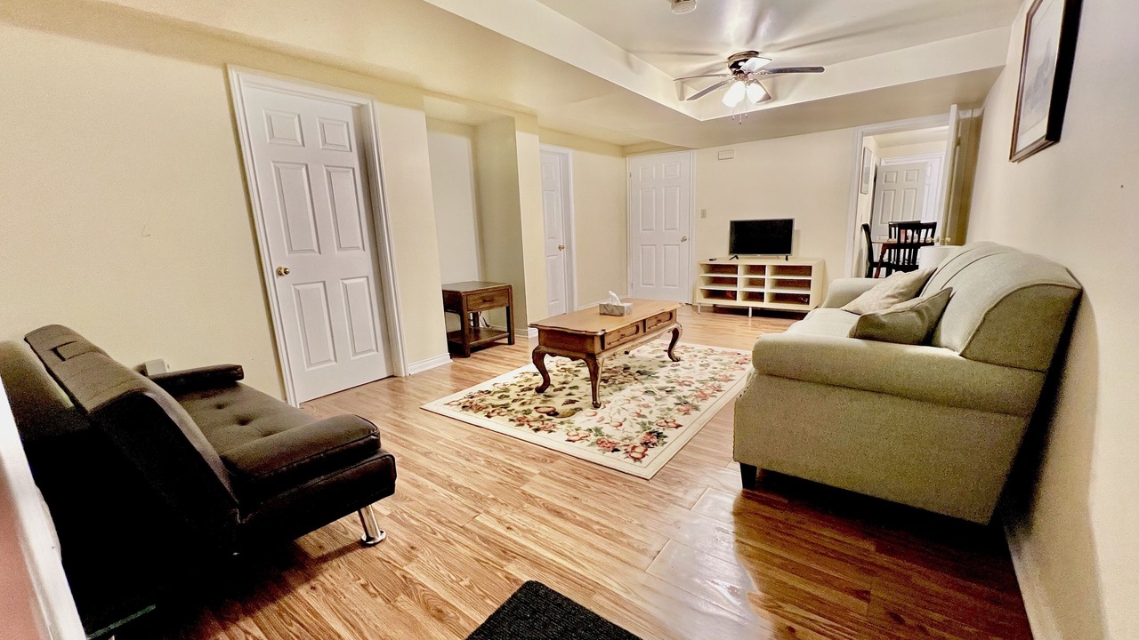 Photo of Livingroom in York Regional Municipality