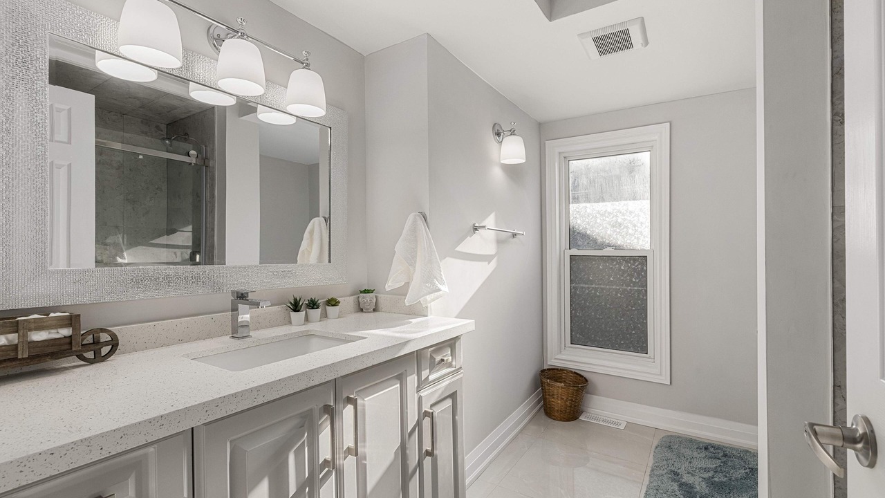 Photo of Bathroom in Lansdowne