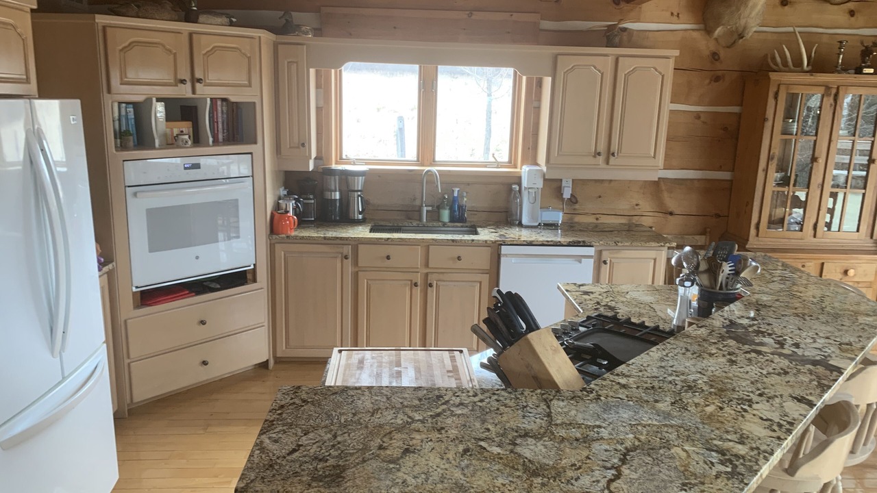 Photo of Kitchen in North Algona Wilberforce