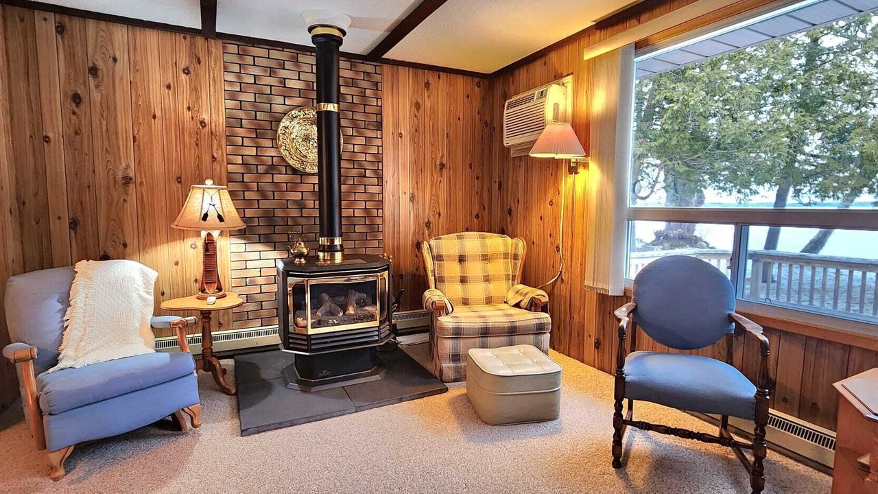Photo of Livingroom in Dunsford