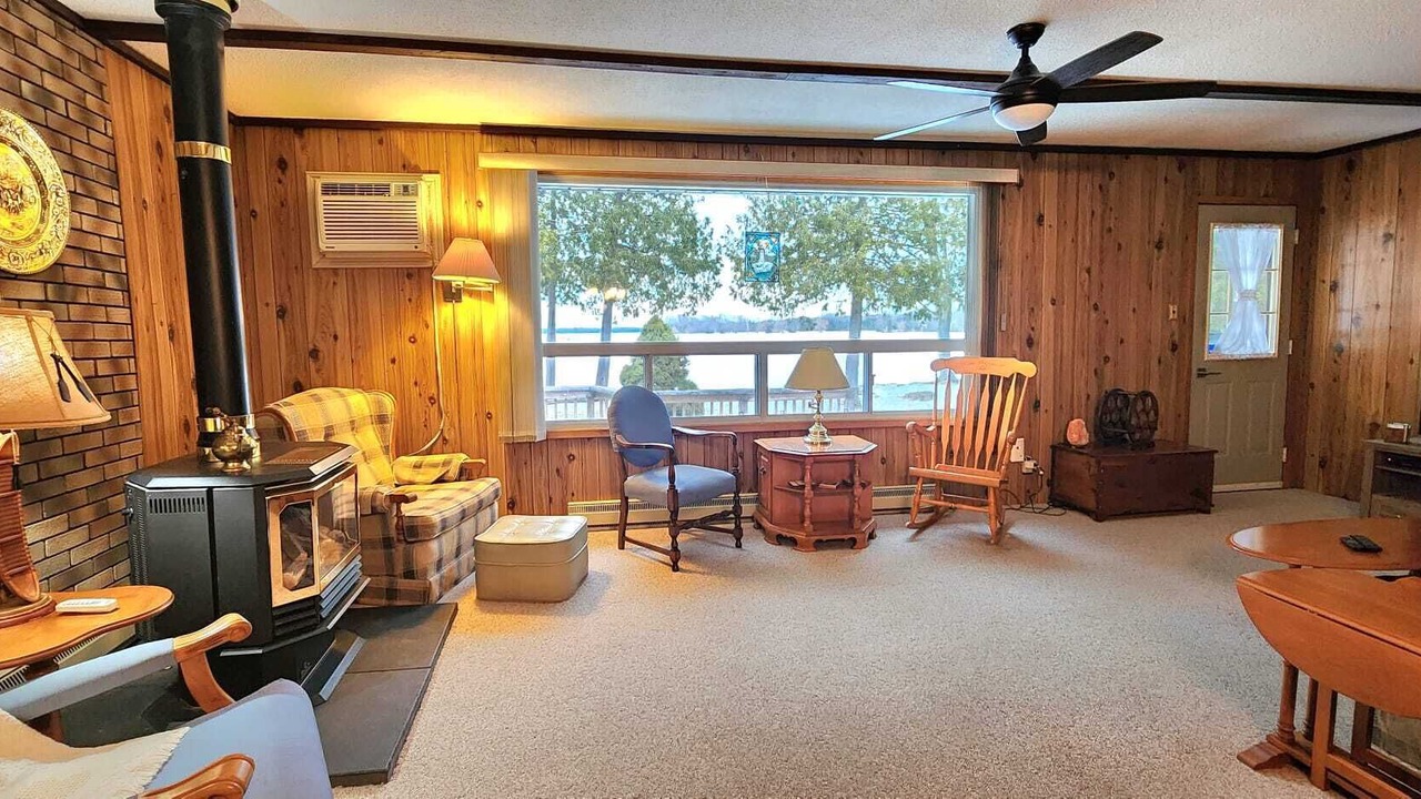 Photo of Livingroom in Dunsford