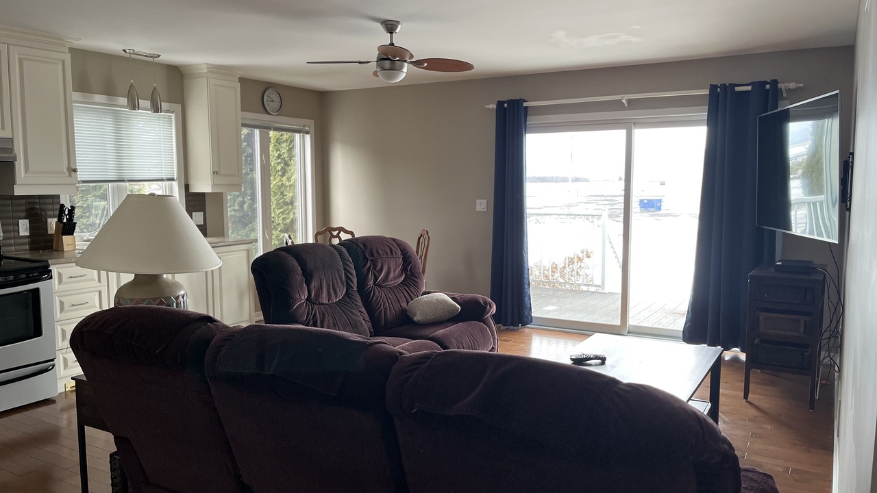 Photo of Livingroom in The Nation