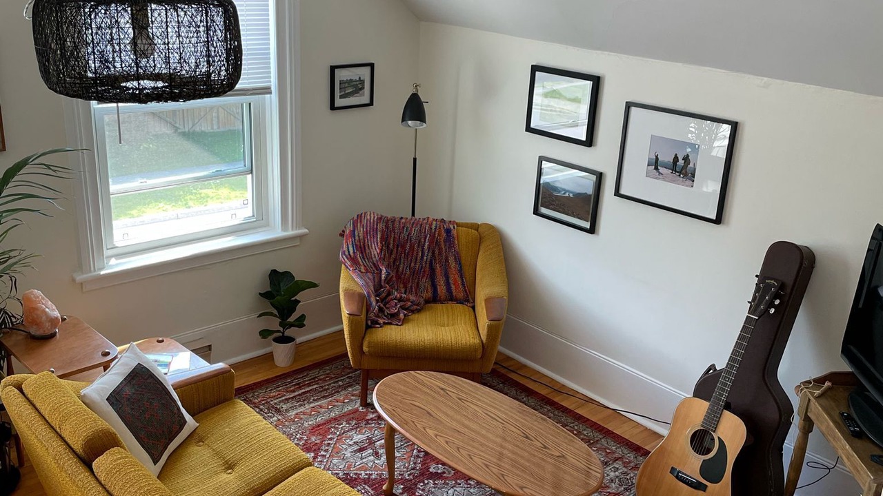 Photo of Livingroom in Cobourg