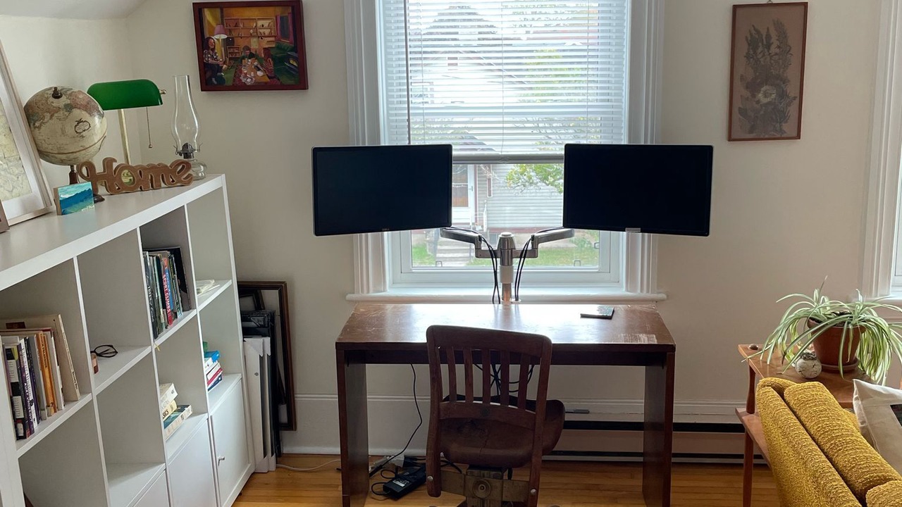 Photo of Livingroom in Cobourg